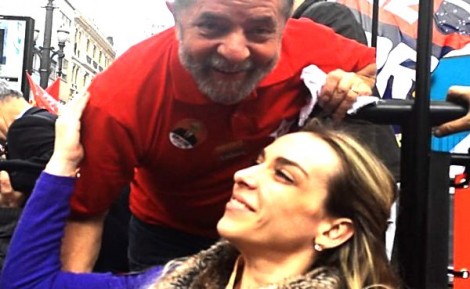 Justiça manda herdeira quitar ‘calote’ com loja de decoração, antes de fazer doação para Lula (veja o vídeo)