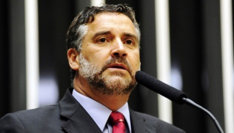 Em notório “abuso de Autoridade” deputado do PT manda prender jornalista (veja o vídeo)