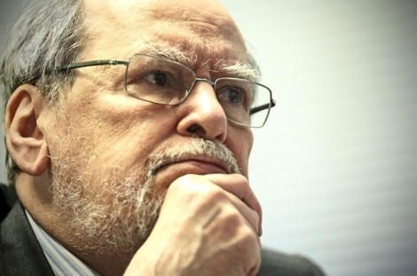 Missão de novo advogado é viabilizar o pacto fechado entre Lula e FHC
