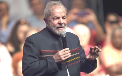 A pobreza está intimamente ligada a crimes como roubo de celular e homicídio, afirma Lula (Veja o Vídeo)