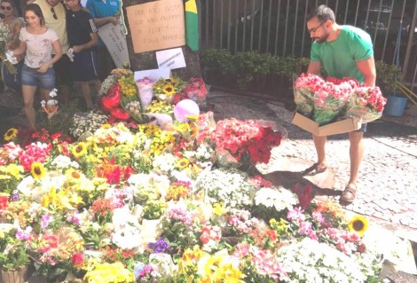 O Show de flores da população que sensibilizou a ministra Cármen Lúcia