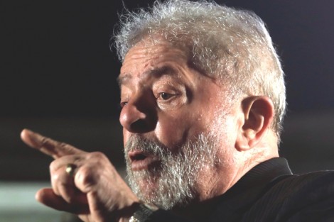 Ministro revê posicionamento e TSE encerra na terça-feira a farsa da candidatura de Lula