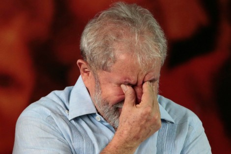 Numa canetada só, presidente do STJ nega 143 Habeas Corpus em favor de Lula