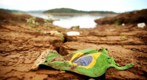 Ai de ti, Brasil - "Texto fortíssimo"