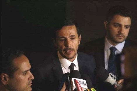 Advogados de Adelio, mentirosos ou patéticos?