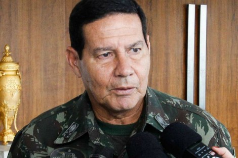 Mourão destrói cantor e Haddad e prova mentira deslavada (Veja o Vídeo)