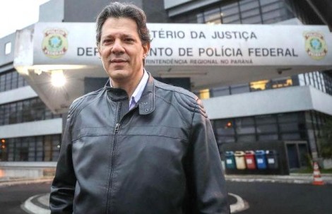 Haddad irá visitar Lula nesta segunda-feira?