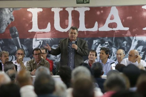 Ex-presidente do PT (SP) incita militância contra deputados que apoiam a Reforma (Veja o Vídeo)