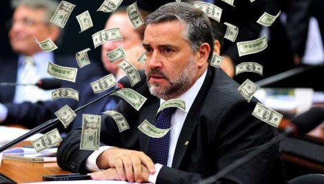 A extravagante e duvidosa gastança de dinheiro público promovida por Paulo Pimenta