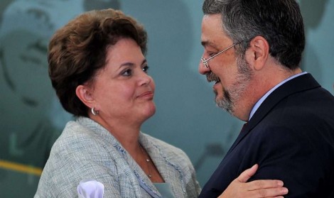 Palocci detona Dilma