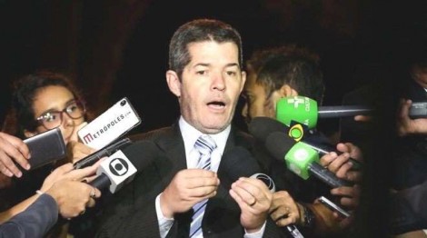 Delegado Waldir deixa escapar para “O Globo” o plano macabro contra Bolsonaro