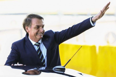 Nem a máquina de moer reputações impediu que Bolsonaro fizesse o que nenhum outro teve coragem