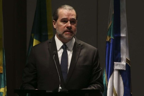 Dias Toffoli chorou antes de tirar Lula da cadeia