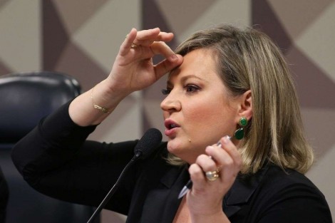 Joice Hasselmann, na CPMI das "fake news", foi um misto de absurdo e vergonha alheia