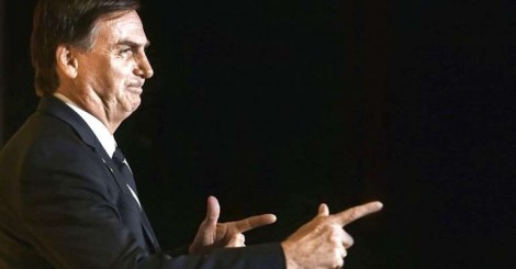 Bolsonaro não muda, mas aprovação sobe... O que mudou?