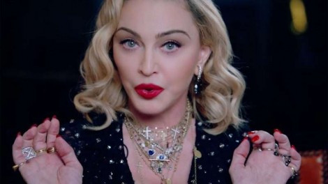 Publicação de Madonna em defesa da cloroquina é marcada com “falsa”