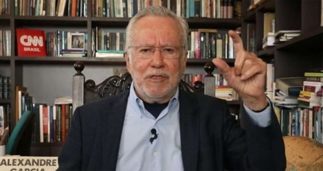 Alexandre Garcia ironiza "falta de comprovação científica" da Cloroquina: “Foi um ‘milagre’ em Belém” (veja o vídeo)