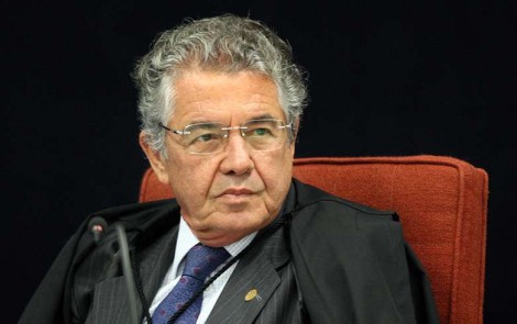 Marco Aurélio ”repreende” Barroso (veja o vídeo)