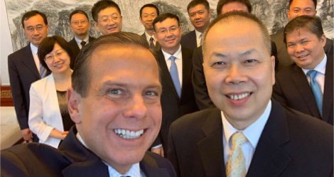 5 milhões de doses da vacina chinesa chegam em outubro, avisa João Dória. Quem se habilita?