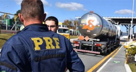 Eficiente, PRF recupera carga roubada em "arrastão" e prende bandidos