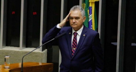 Sobre prisão de Daniel Silveira, general Girão dispara: "O que se denota é uma verdadeira perseguição"