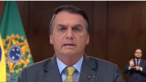 “Faremos de 2021 o ano da vacinação dos brasileiros”, garante Bolsonaro (veja o vídeo)