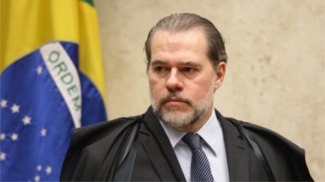 Senador quer investigação de Toffoli e fim de foro privilegiado: “As estruturas estão podres em nosso país” (veja o vídeo)