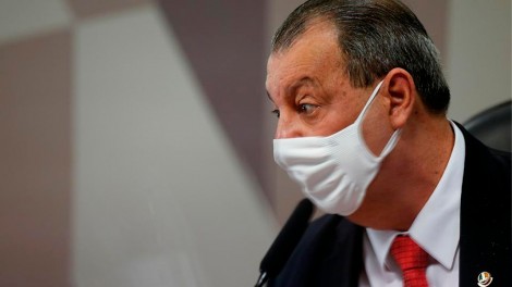 Dossiê Aziz: Presidente da CPI já foi indiciado por suspeita de desvio na Saúde do Amazonas (veja o vídeo)