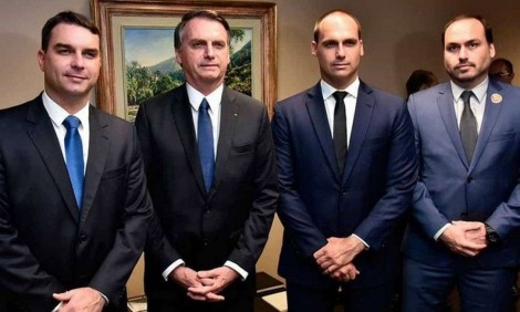 A suposta “fortuna” movimentada pela família Bolsonaro em 24 anos e a matéria patética de O Globo