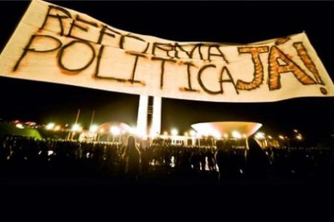 Hora da reforma política