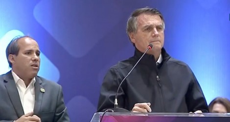 URGENTE: Bolsonaro denuncia "chantagem" para trocar indicação ao STF (veja o vídeo)