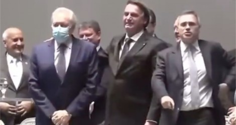 O gesto de Bolsonaro a Lewandowski e a fé que remove montanhas (veja o vídeo)