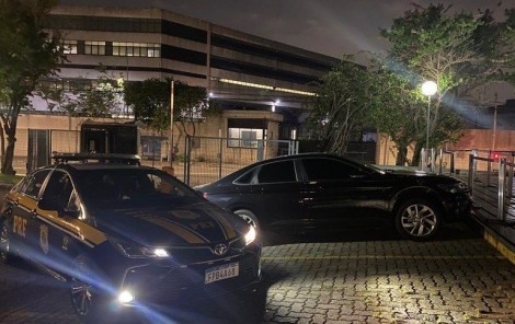 PRF dá show e põe líder da maior facção criminosa do Brasil em cana