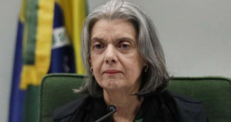 Surgem detalhes da reunião que pode gerar o pedido de impeachment contra Cármen Lúcia