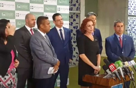 URGENTE: “Notícia crime” contra Lula é apresentada por parlamentares vítimas das ameaças (veja o vídeo)