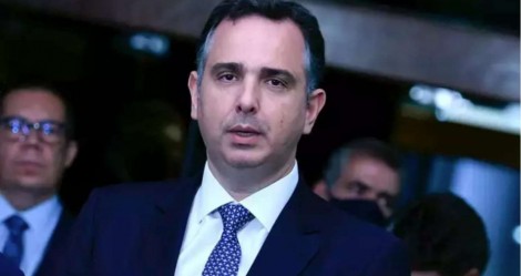 Sem provas, presidente do Senado ataca atos de 1º de Maio: “manifestações ilegítimas e antidemocráticas”