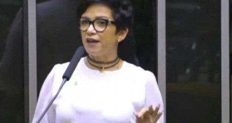 Deputada detona hipocrisia da velha mídia militante e mostra que fake news não se combate com censura (veja o vídeo)