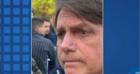 Bolsonaro desafia ministros para debate e diz: "Duvido que tenham coragem de cassar meu registro"  (veja o vídeo)