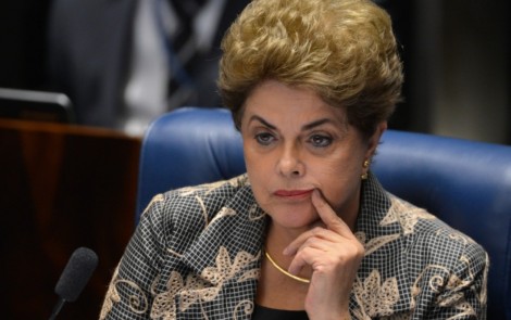Dilma tenta arrumar mais uma 'boquinha' e leva um "não" bem na cara