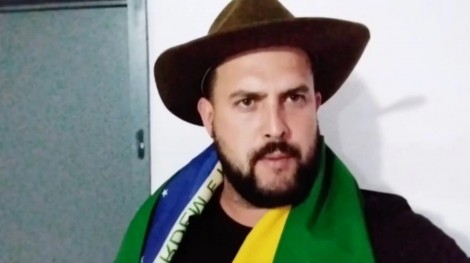 Zé Trovão bota a "liberdade em risco" e convoca caminhoneiros para protesto contra Petrobras (veja o vídeo)