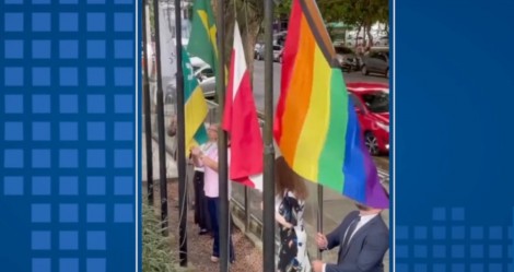 Em flagrante de ativismo ideológico, TRT do Pará hasteia bandeira LGBT ao som do hino nacional (veja o vídeo)