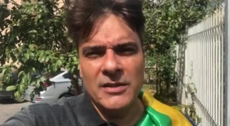 Da forma absurda, Folha dá 'palanque' a Guilherme de Pádua e cita até Bolsonaro