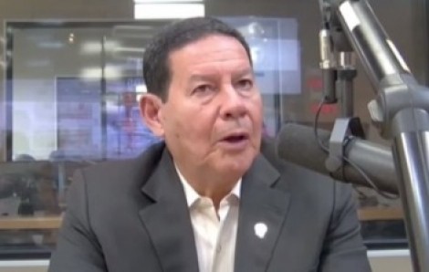 General Mourão relembra ligação de Ana Amélia com a comunista Manuela e solta o verbo (veja o vídeo)