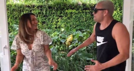 Janja, em cena ridícula, canta música com 'gíria de cadeia' e ataca o presidente (veja o vídeo)