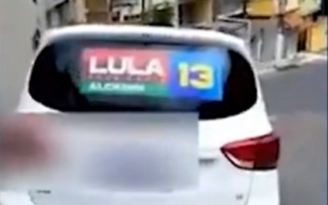 Veículos que prestaram serviço ao TRE-RJ são flagrados com adesivos de Lula (veja o vídeo)