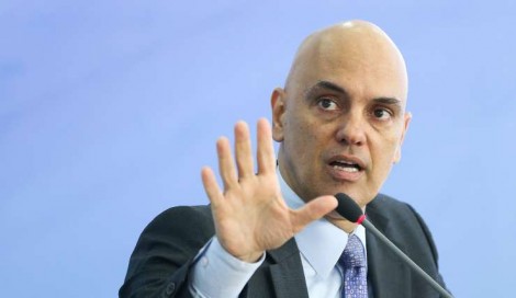 Moraes “chuta o balde”, rejeita pedido do PL e multa o partido em 22 milhões