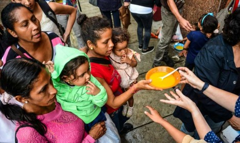 Presidente do PT debocha da fome na Venezuela: ‘Comer ratos, só se estiverem vacinados" (veja o vídeo)
