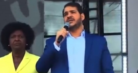 Ministro recebe sonora vaia ao fazer menção a Lula em Marcha para Jesus (veja o vídeo)