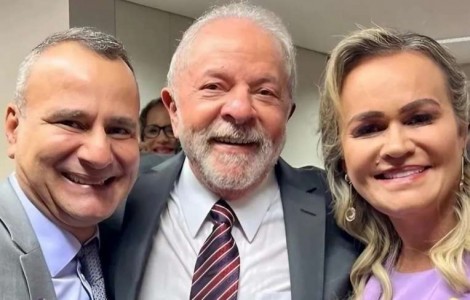 Lula não suporta pressão, prepara 'traição' a mais um aliado e deve ceder a ‘cabeça’ de ministra