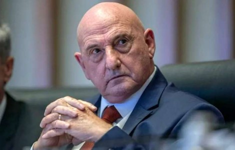 General treme e tudo caminha para uma pressão sem precedentes contra Lula